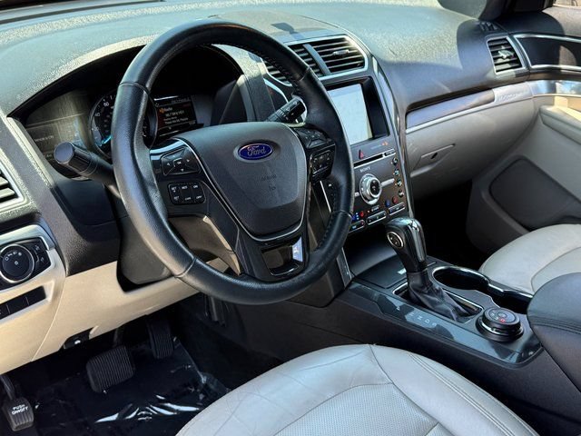 Certified 2018 Ford Explorer Limited AWD/4WD image 19