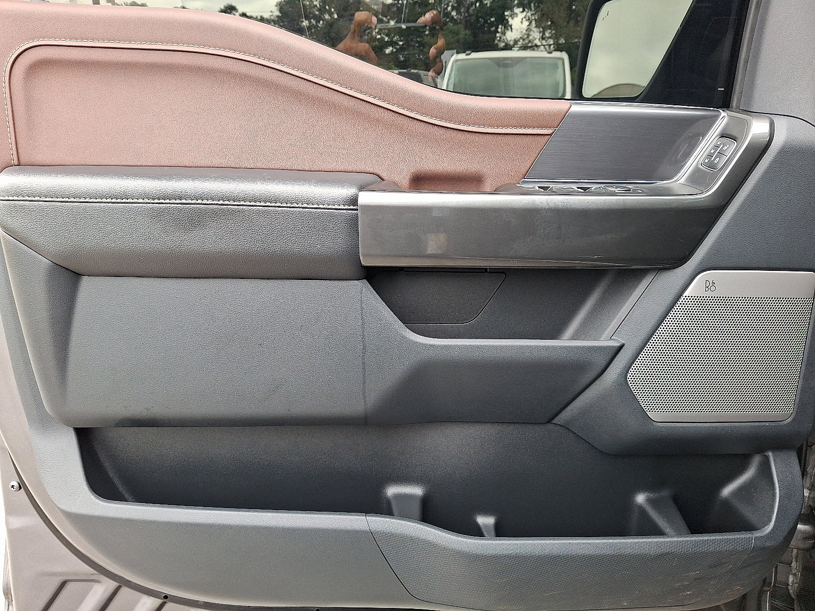 Certified 2022 Ford F150 Lariat AWD/4WD image 12