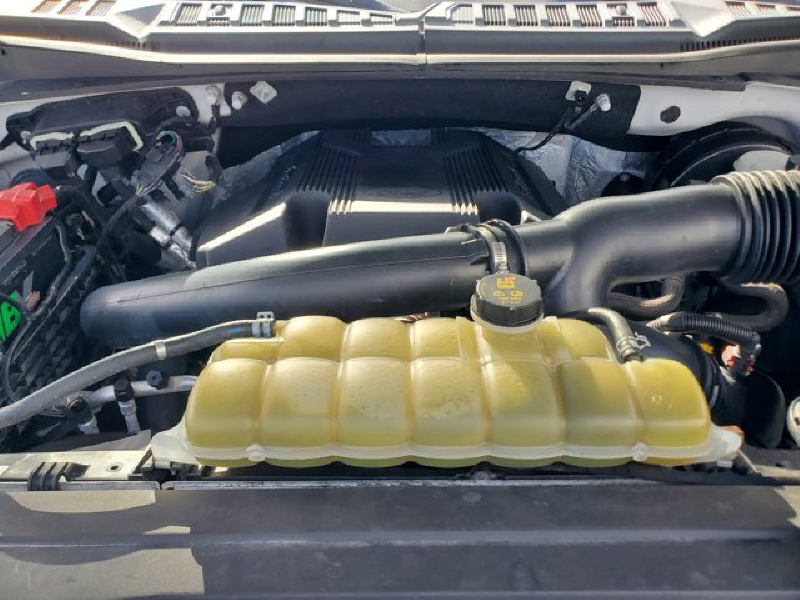 Certified 2019 Ford F150 Lariat image 37