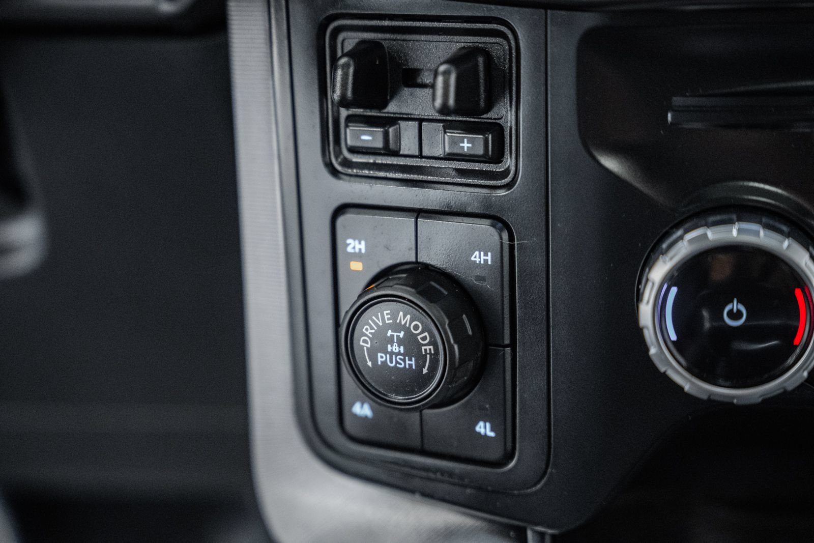 Certified 2023 Ford F150 Platinum AWD/4WD image 30