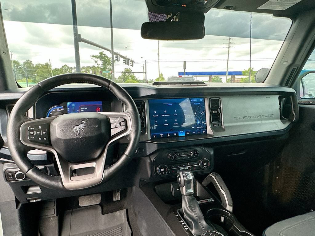 Certified 2021 Ford Bronco First Edition AWD/4WD image 3