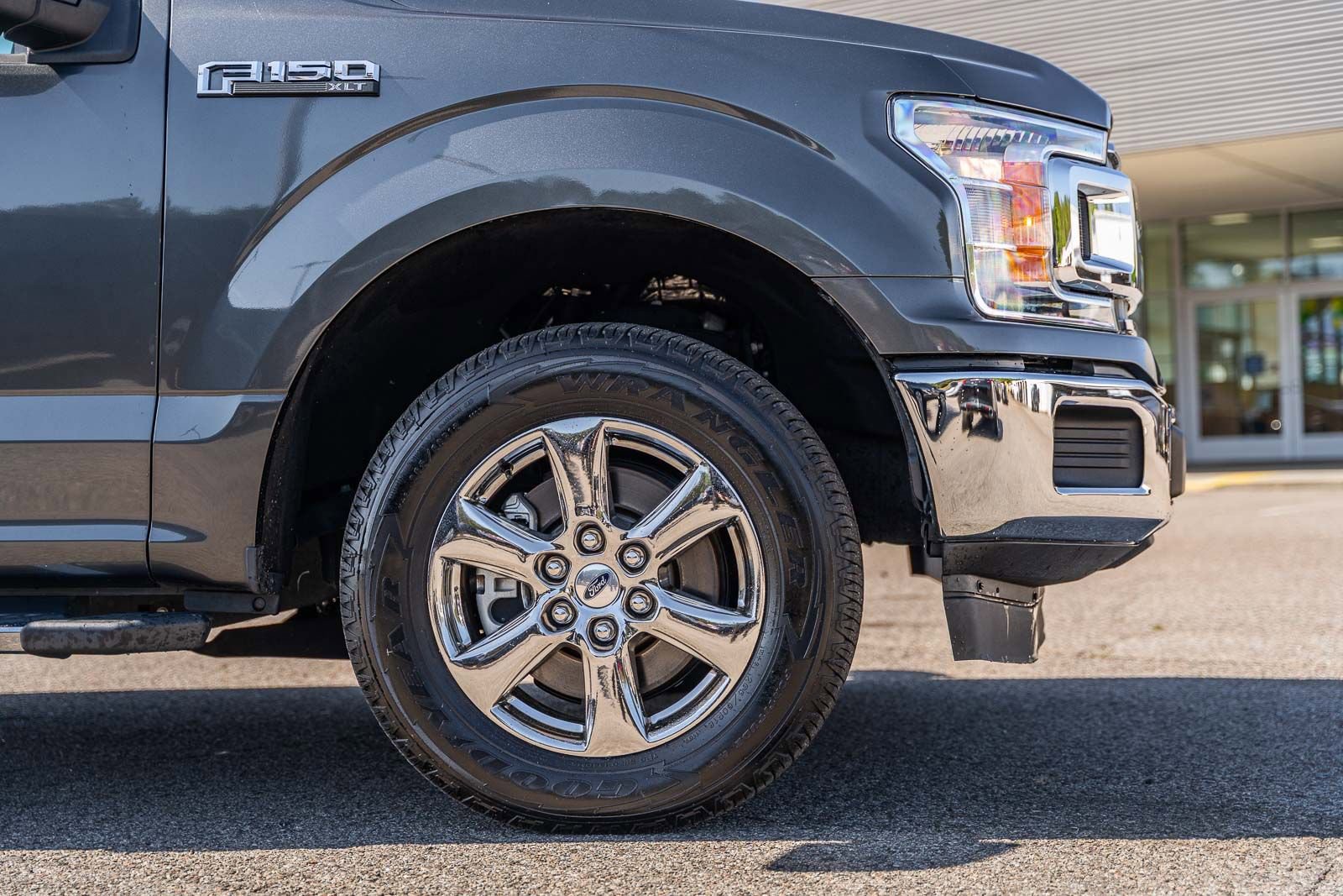 Certified 2020 Ford F150 XLT w/ Equipment Group 302A Luxury RWD image 9