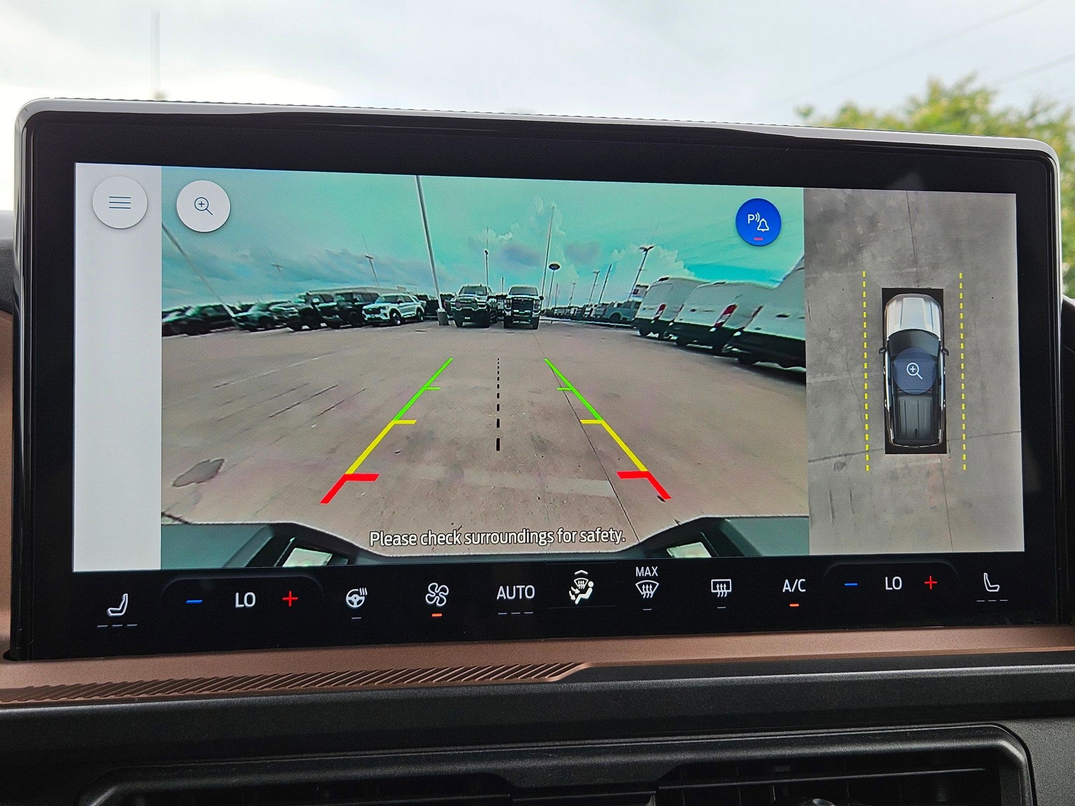 Certified 2025 Ford Bronco Sport Outer Banks w/ Outer Banks Tech Package+ AWD/4WD image 26