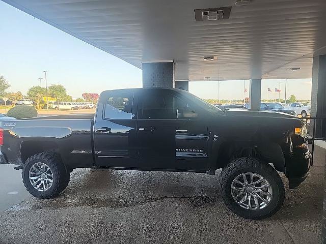 Used 2017 Chevrolet Silverado 1500 LT w/ All Star Edition AWD/4WD image 6