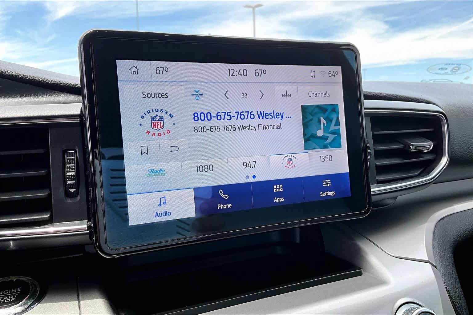 Certified 2022 Ford Explorer XLT w/ Equipment Group 202A RWD image 30