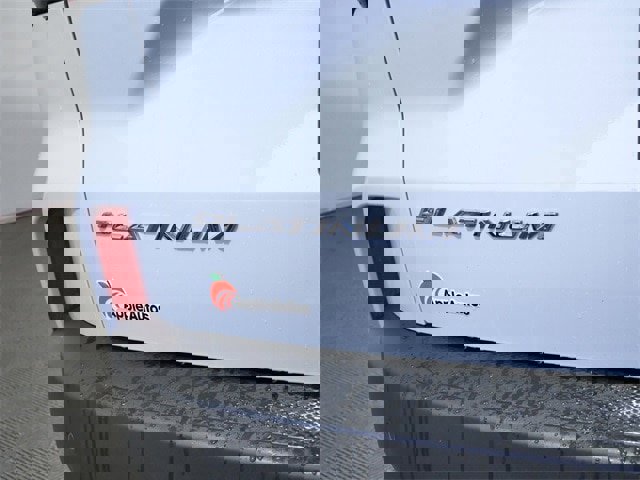 Certified 2025 Ford Escape Platinum image 9