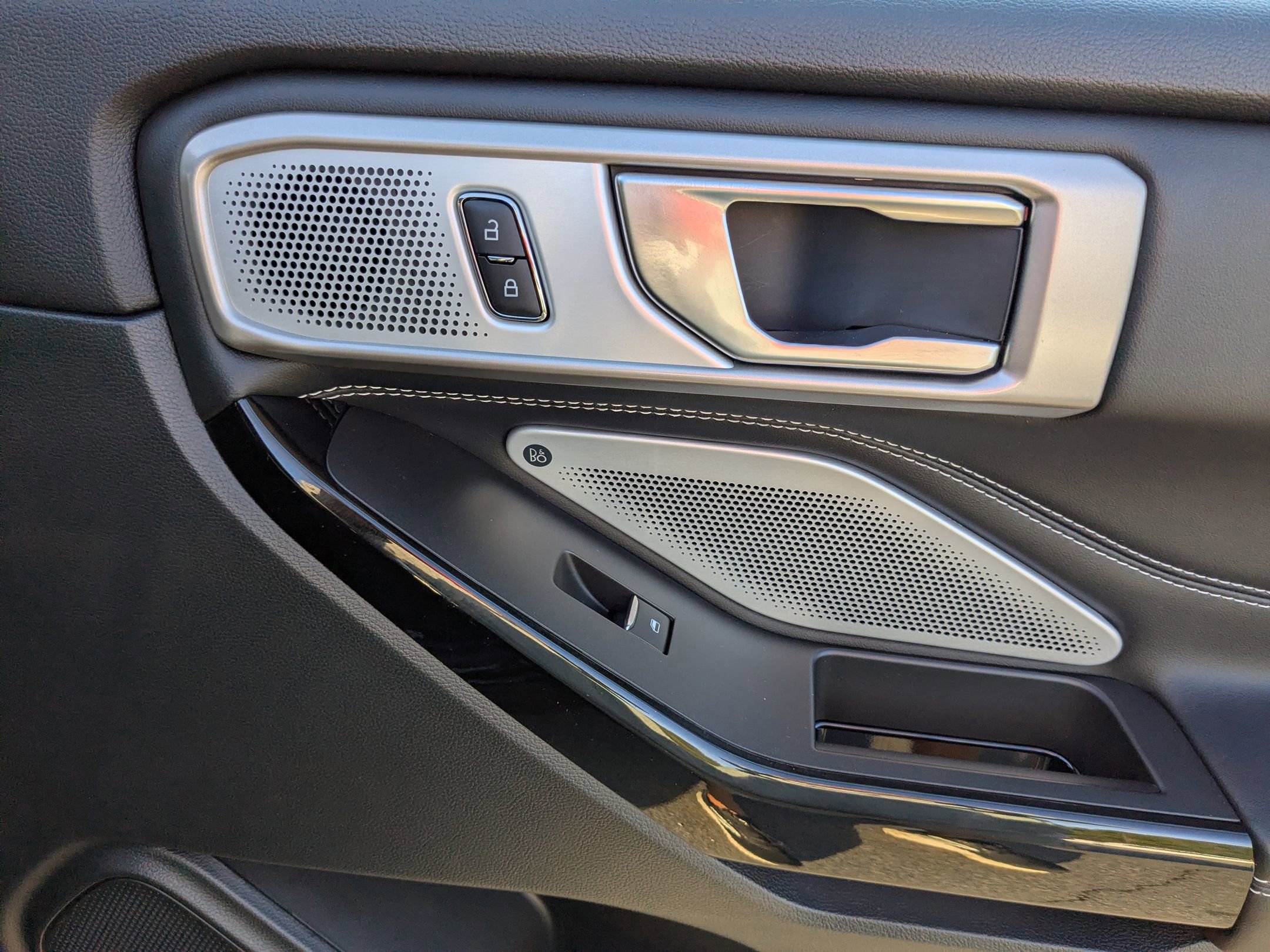 Certified 2024 Ford Explorer ST w/ Equipment Group 401A image 47