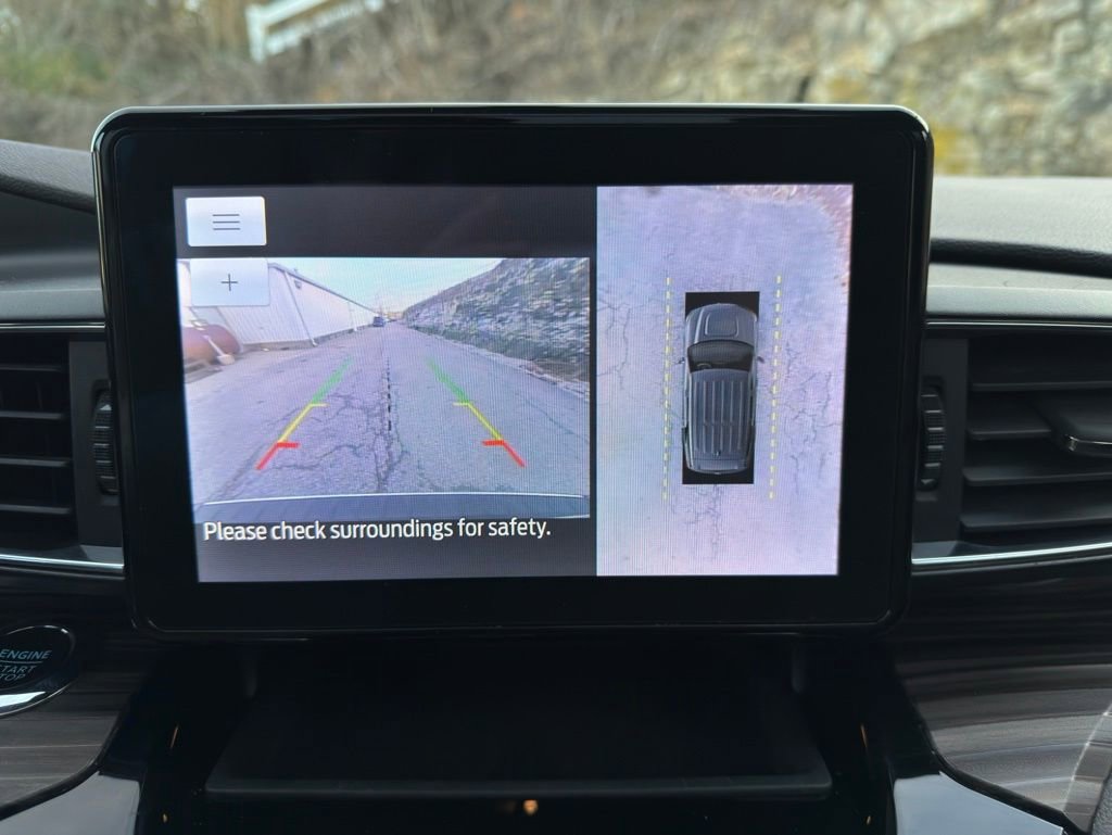 Certified 2023 Ford Explorer Limited w/ Equipment Group 301A image 27