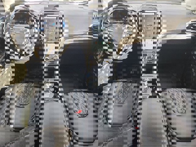 Certified 2024 Ford Edge Titanium image 8