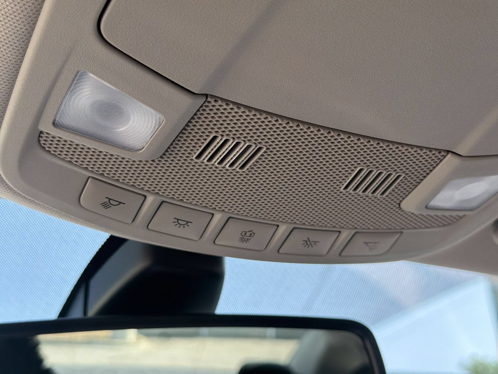 Certified 2020 Ford Fusion SE FWD image 16
