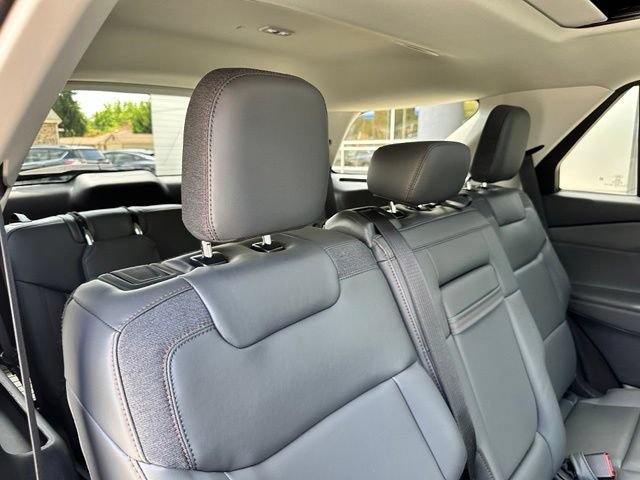 Certified 2025 Ford Explorer Active w/ Active Comfort Package AWD/4WD image 45