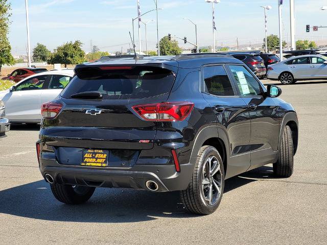 Used 2021 Chevrolet TrailBlazer RS w/ Sun and Liftgate Package FWD image 4