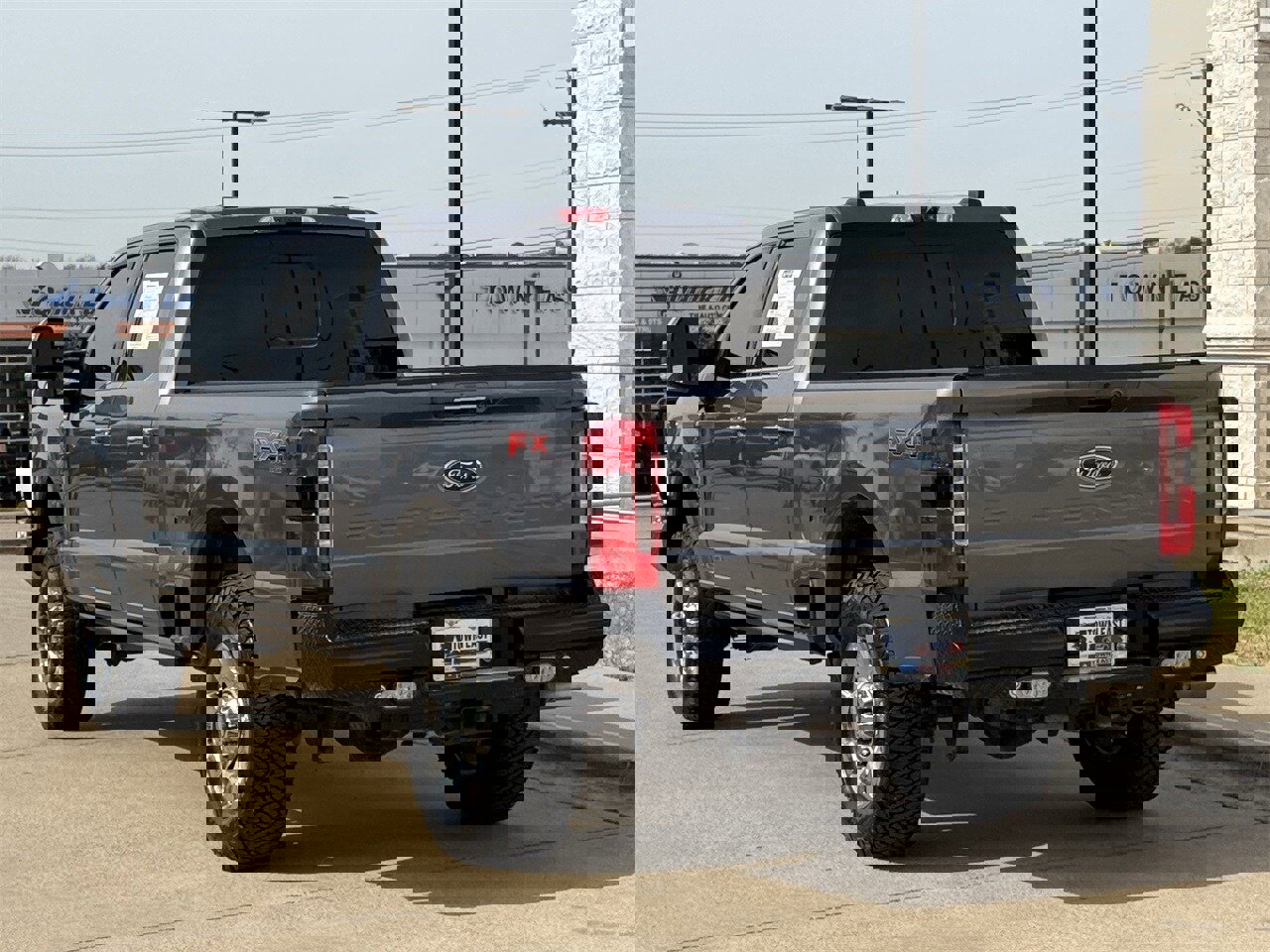 Certified 2024 Ford F250 Lariat w/ Lariat Ultimate Package image 5