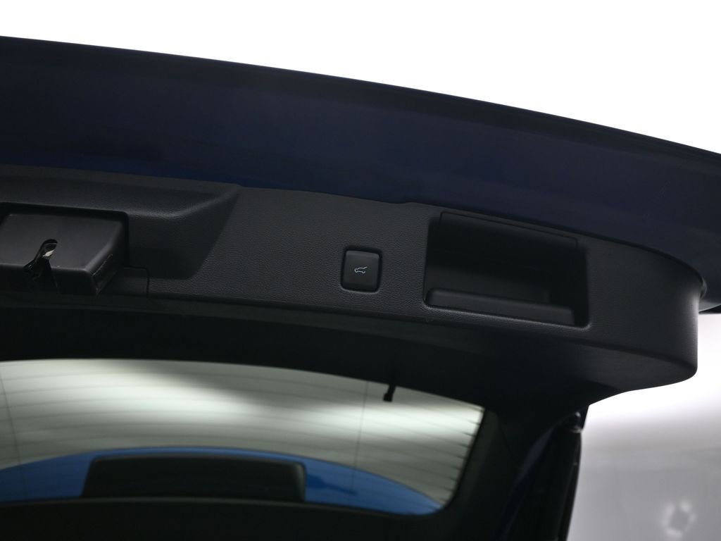 Certified 2018 Ford Mustang Premium image 20