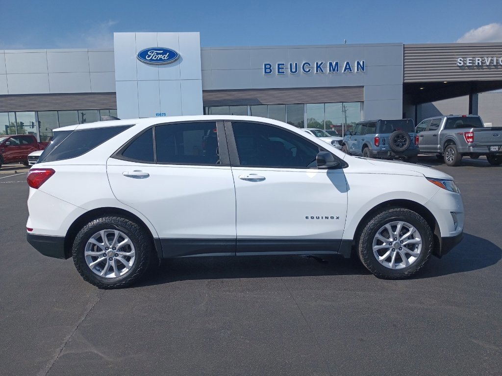 Used 2020 Chevrolet Equinox LS w/ LS Convenience Package image 6