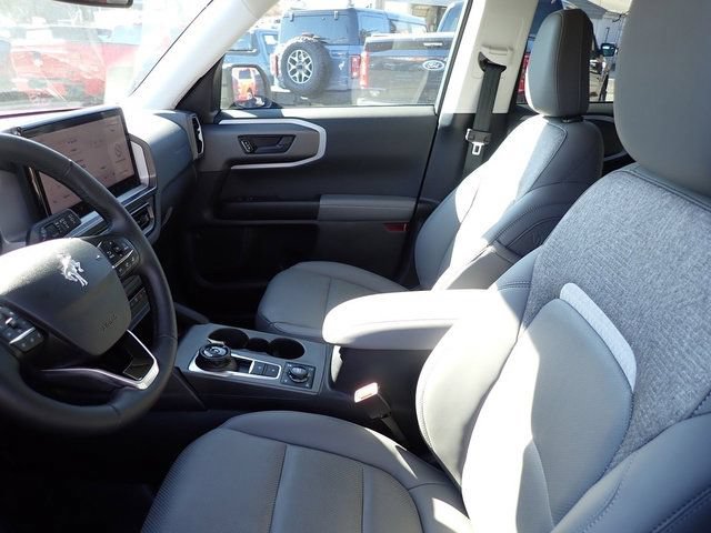 Certified 2025 Ford Bronco Sport Badlands AWD/4WD image 17