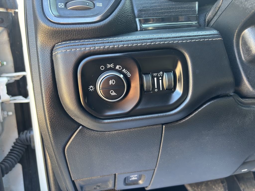 Used 2022 RAM 2500 Limited AWD/4WD image 15