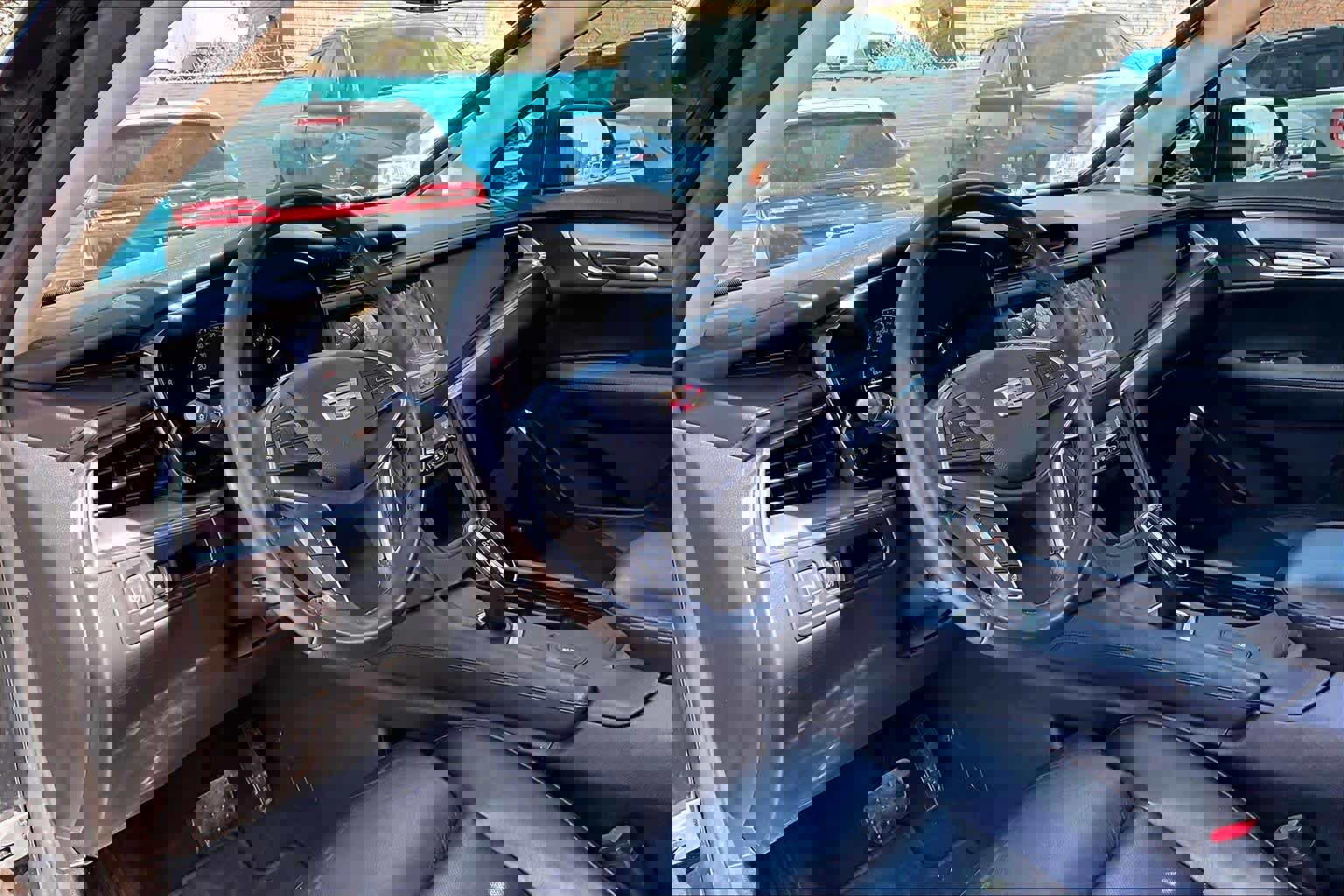 Used 2017 Cadillac XT5 Luxury w/ Driver Awareness Package image 17