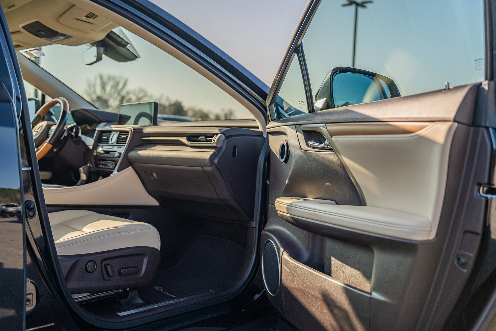 Used 2020 Lexus RX 350 FWD w/ Premium Package image 12