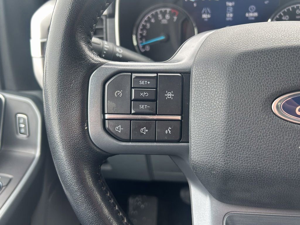 Certified 2022 Ford F150 XLT w/ Equipment Group 302A High image 29