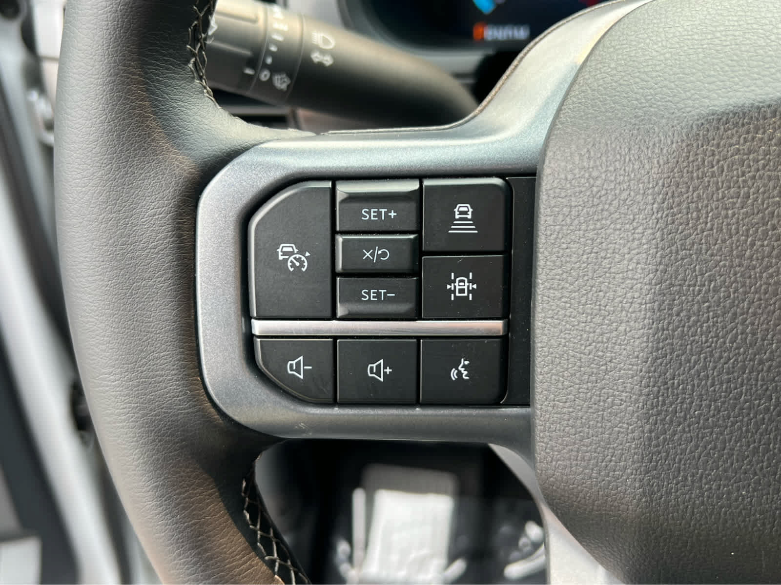Certified 2025 Ford F150 Lariat AWD/4WD image 34