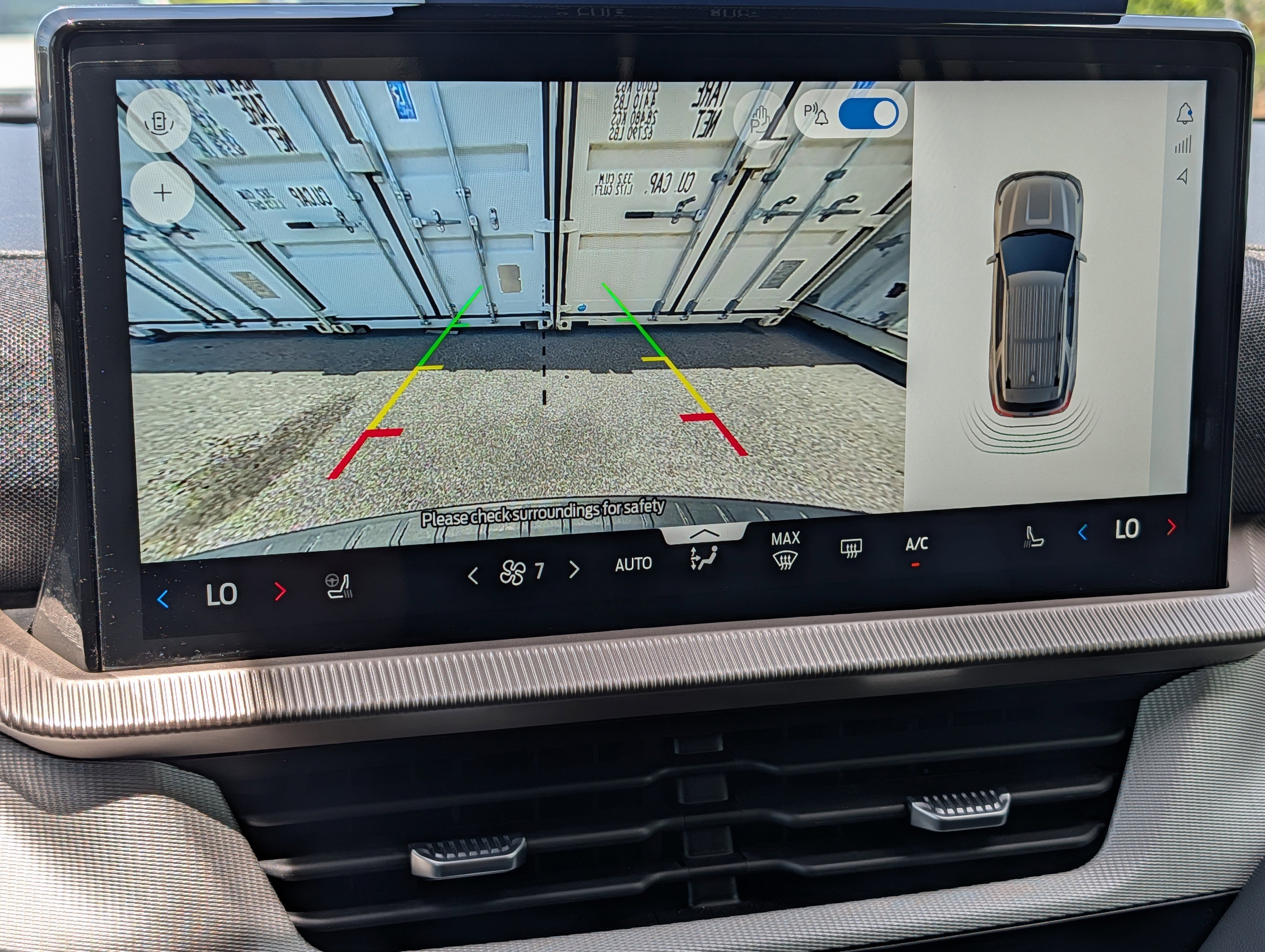 Certified 2025 Ford Explorer Active w/ Active Comfort Package RWD image 31