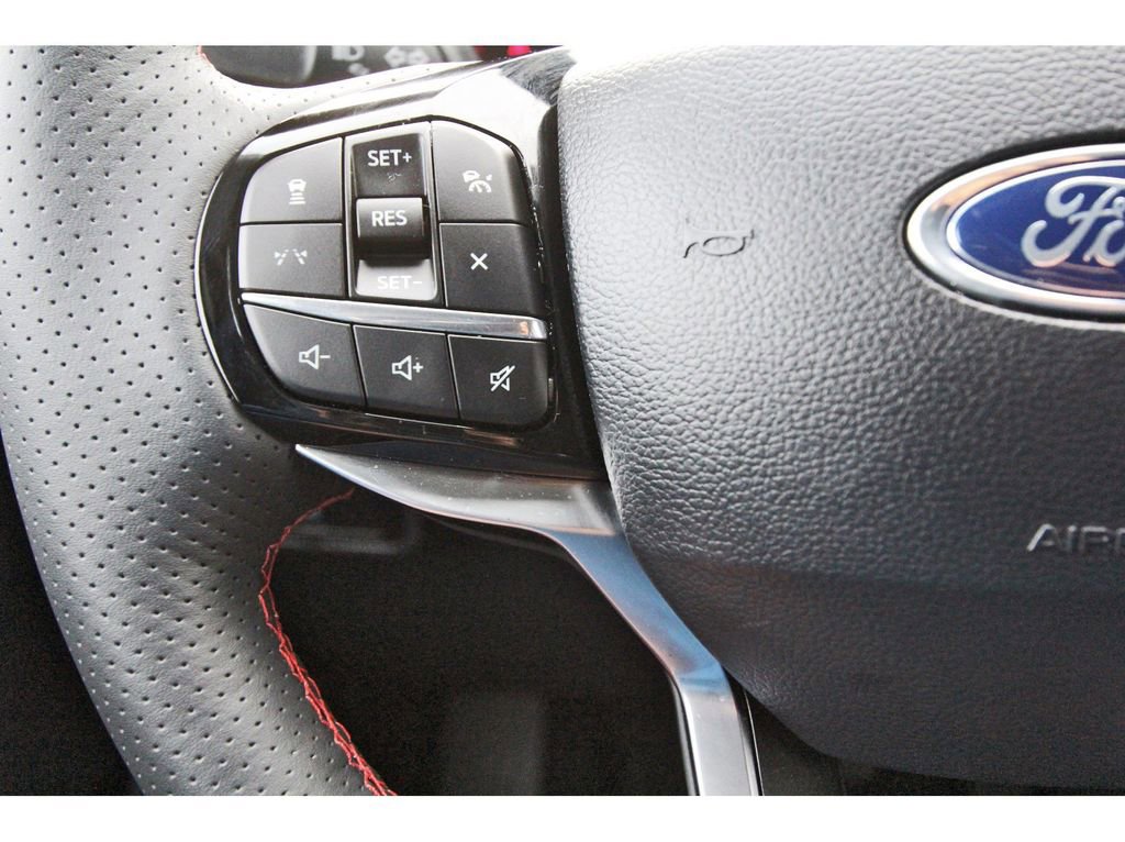 Certified 2025 Ford Explorer ST-Line RWD image 19