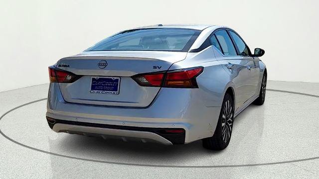 Used 2024 Nissan Altima 2.5 SV FWD image 8