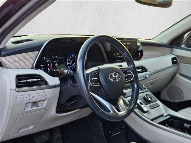 Used 2022 Hyundai Palisade SEL w/ Premium Package FWD image 8