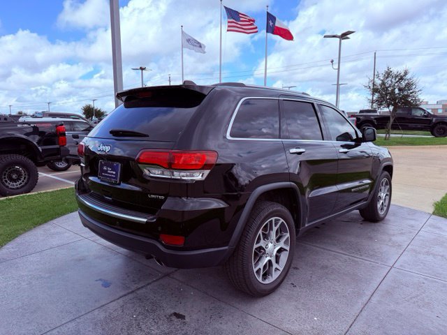 Used 2021 Jeep Grand Cherokee Limited AWD/4WD image 7