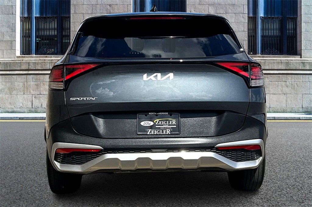 Used 2024 Kia Sportage LX image 4