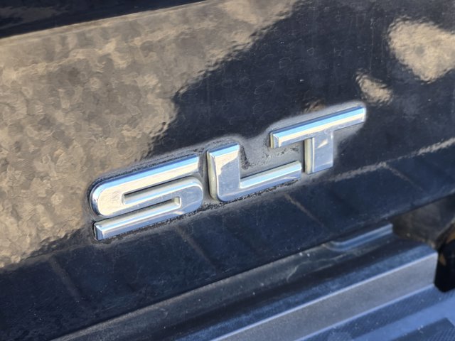 Used 2017 GMC Sierra 1500 SLT w/ SLT Premium Package image 11