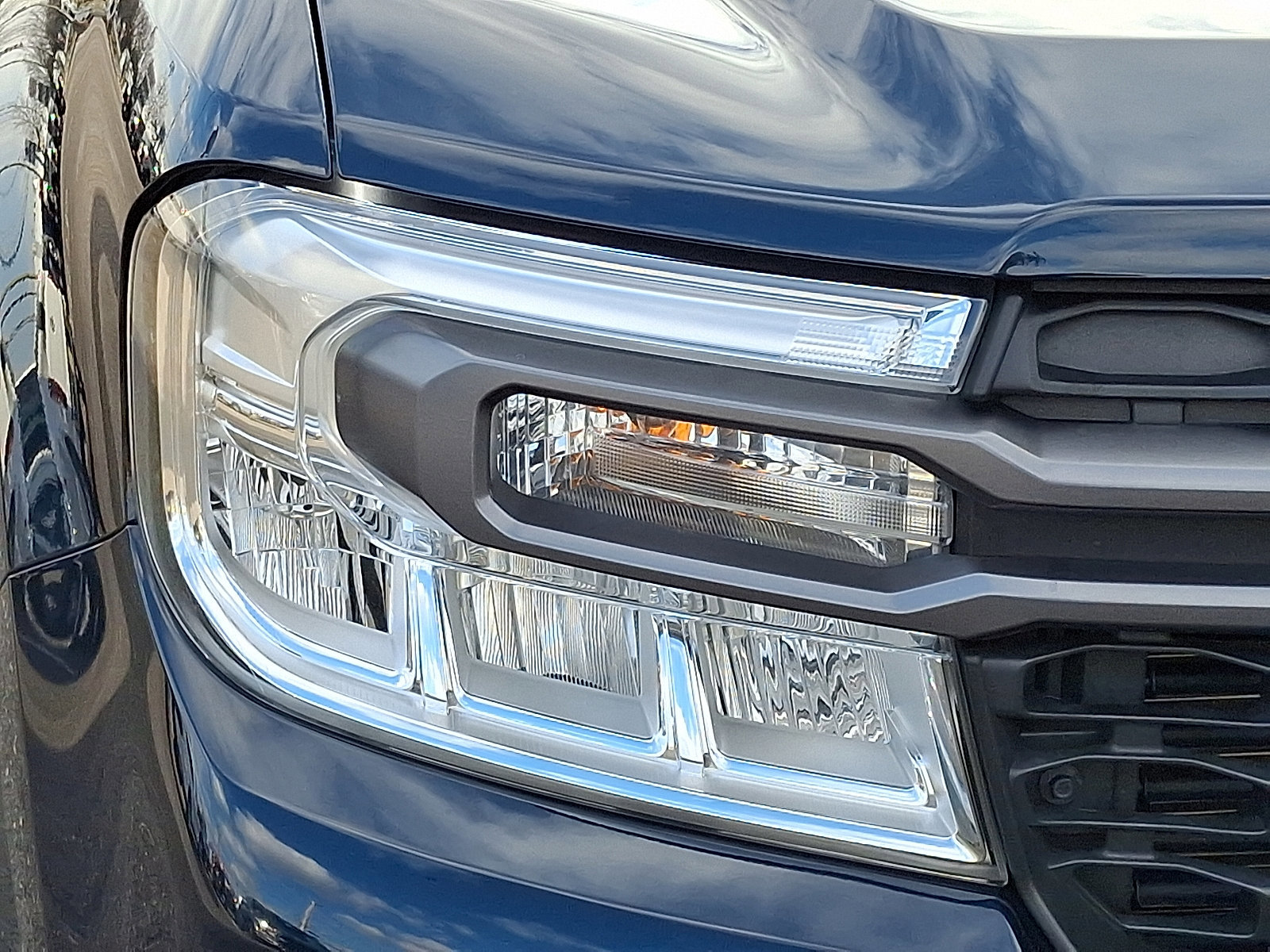 Certified 2022 Ford Maverick XLT image 9