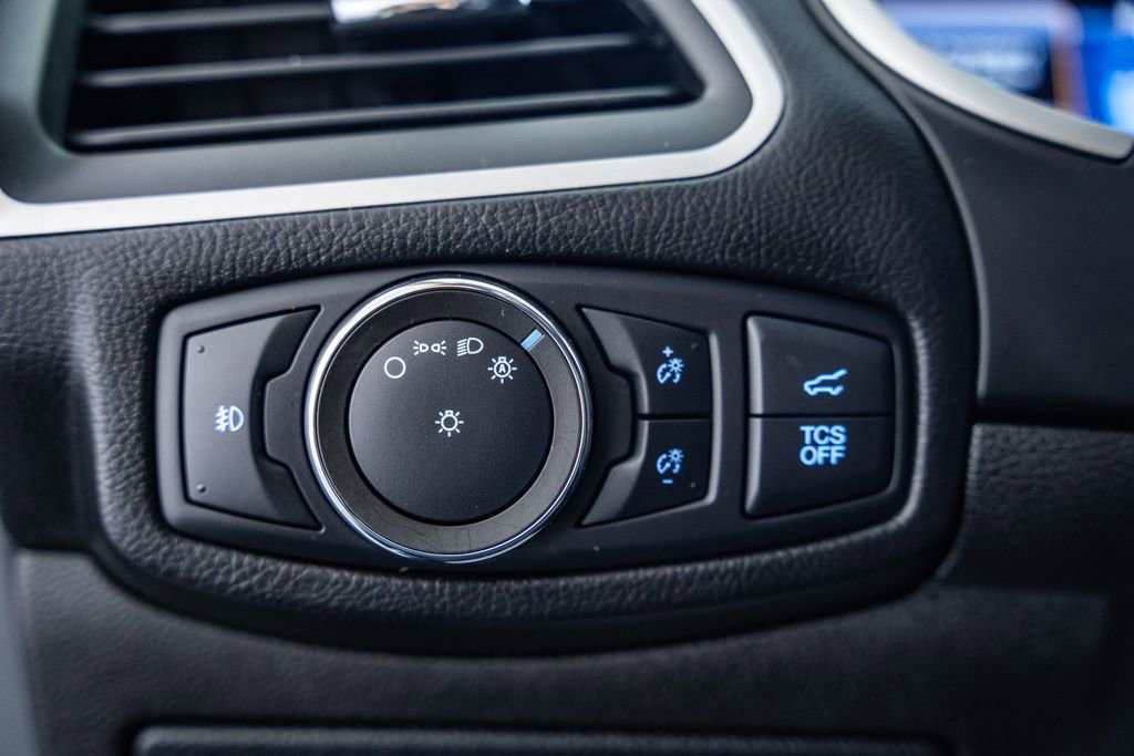 Certified 2020 Ford Edge SEL w/ Convenience Package image 39