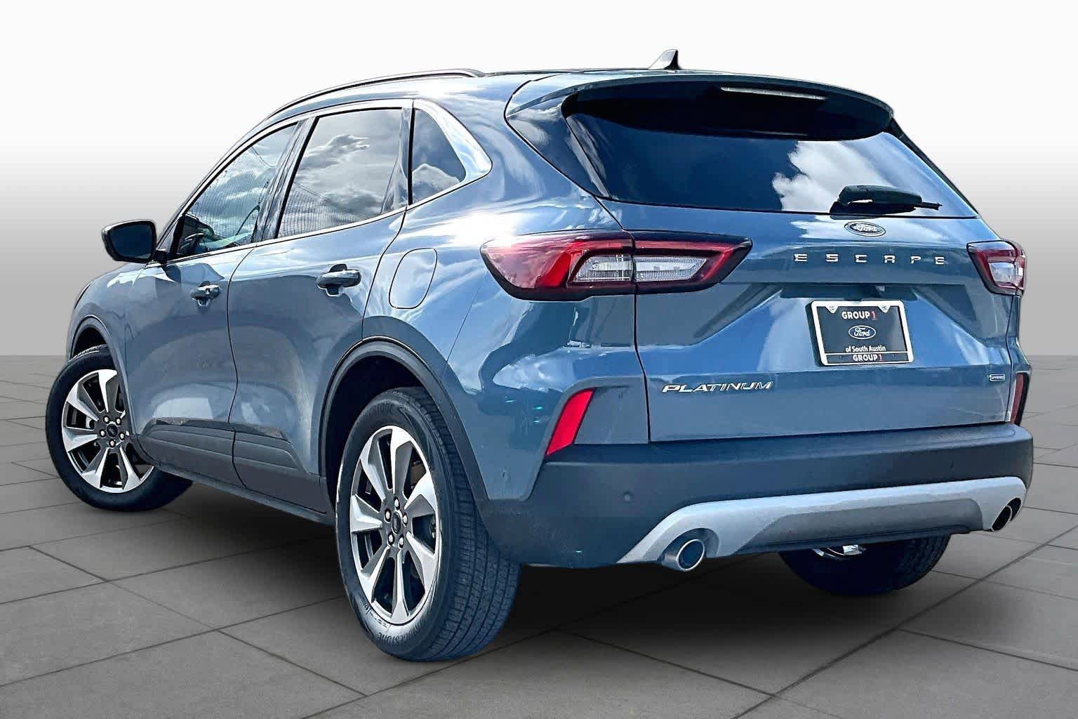 Certified 2023 Ford Escape Platinum w/ Premium Technology Package FWD image 12