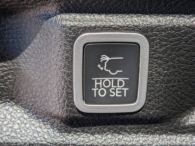 Used 2021 Jeep Grand Cherokee L Limited AWD/4WD image 22