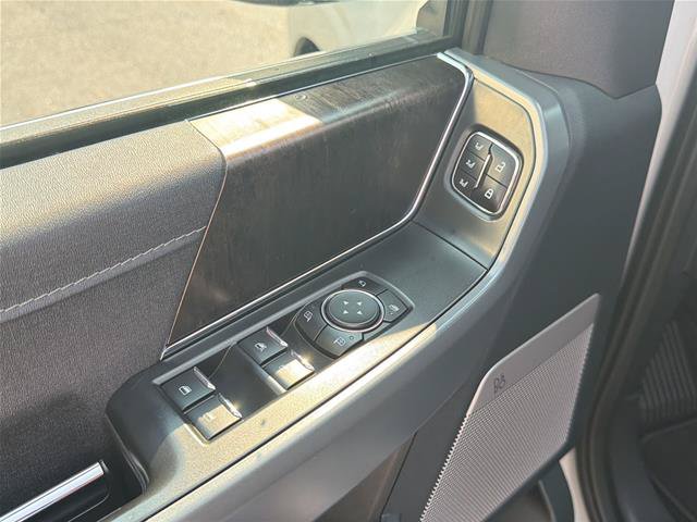 Certified 2023 Ford F150 Lariat w/ Equipment Group 502A High AWD/4WD image 17