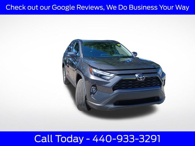 Used 2022 Toyota RAV4 XLE Premium AWD/4WD image 14