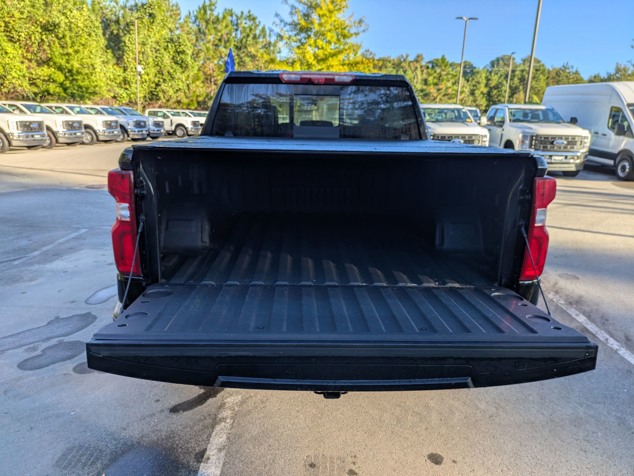 Used 2024 Chevrolet Silverado 1500 ZR2 w/ Technology Package image 37