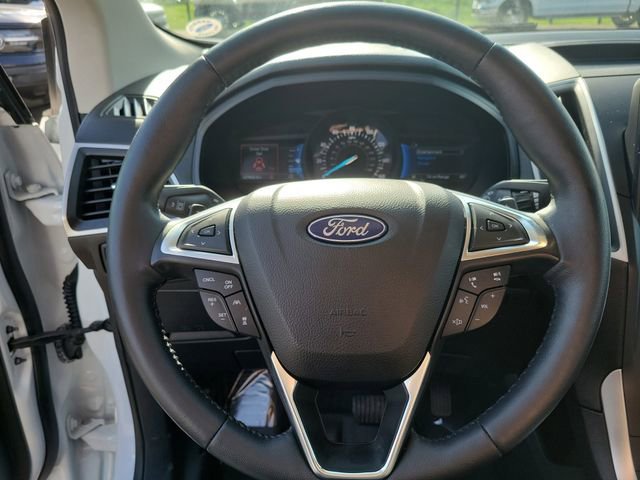 Certified 2023 Ford Edge SEL w/ Convenience Package AWD/4WD image 17