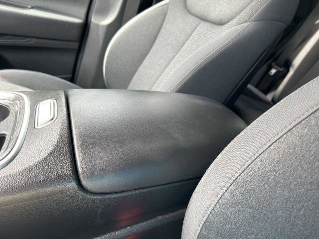 Used 2023 Hyundai Santa Fe SEL image 32