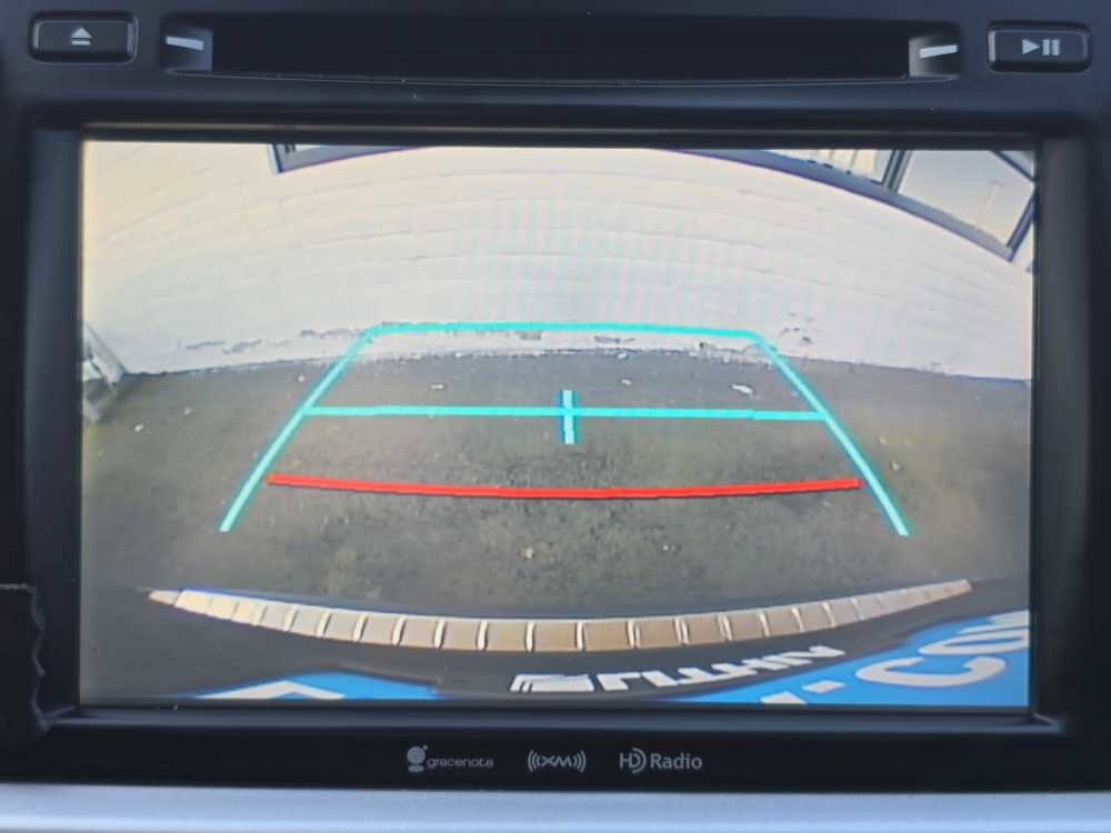 Used 2018 Toyota Highlander XLE image 19