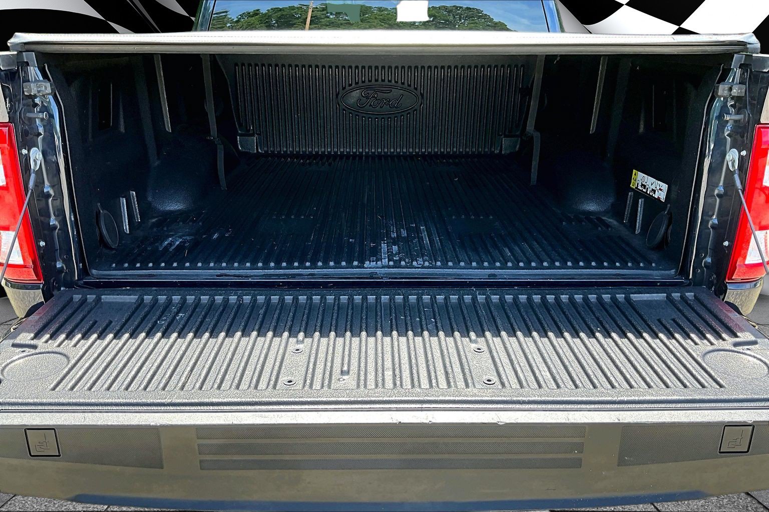 Certified 2023 Ford F150 XL w/ STX Appearance Package AWD/4WD image 28