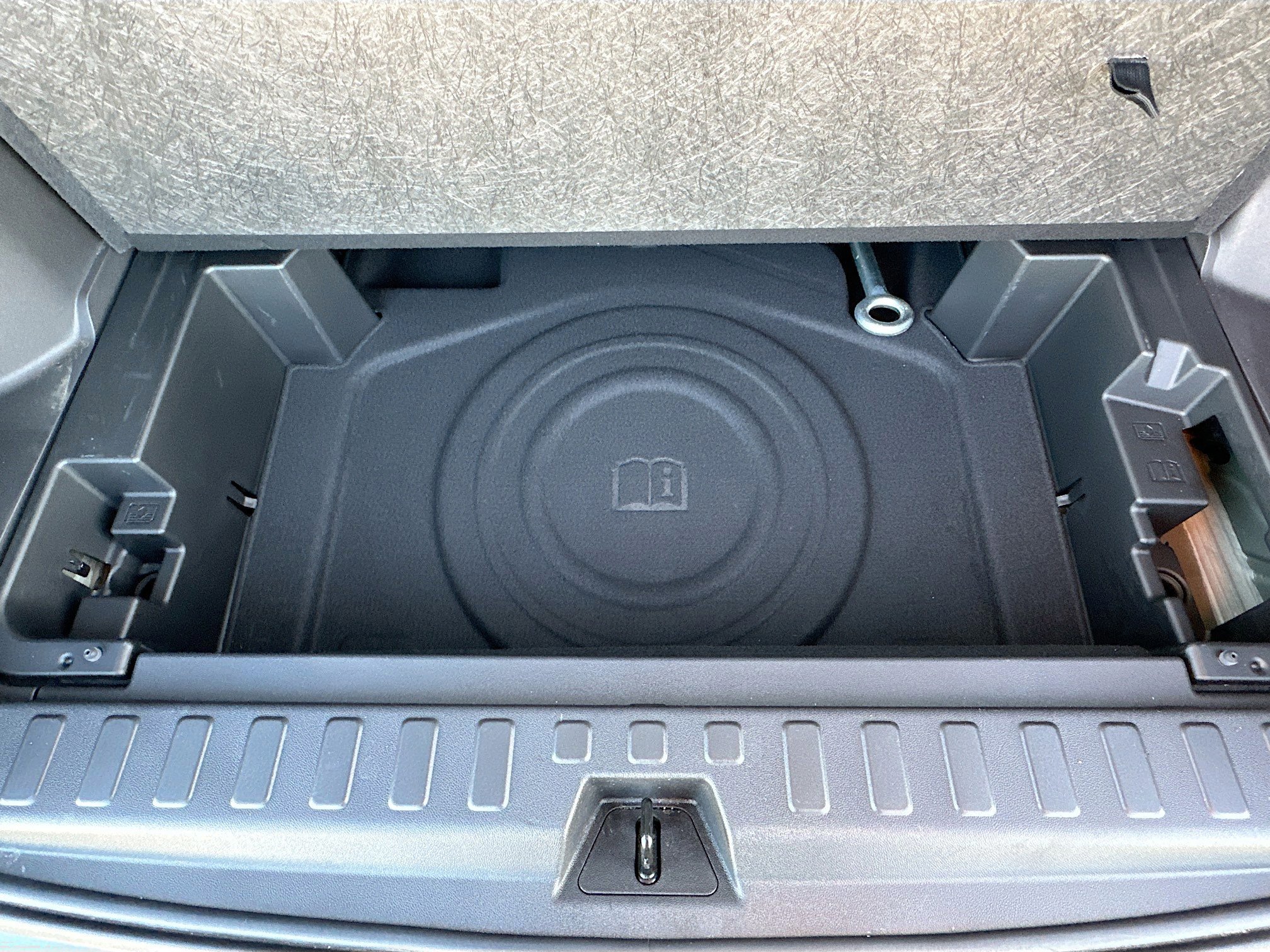 Used 2023 Chevrolet Equinox LT image 25