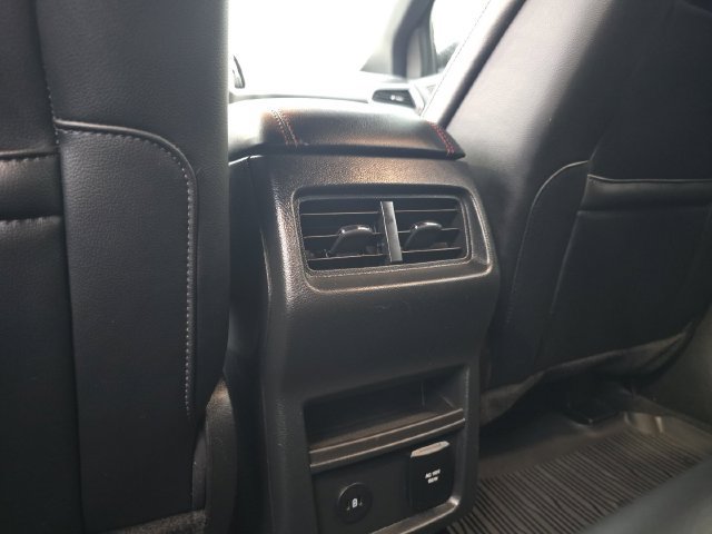 Certified 2024 Ford Edge ST-Line AWD/4WD image 23