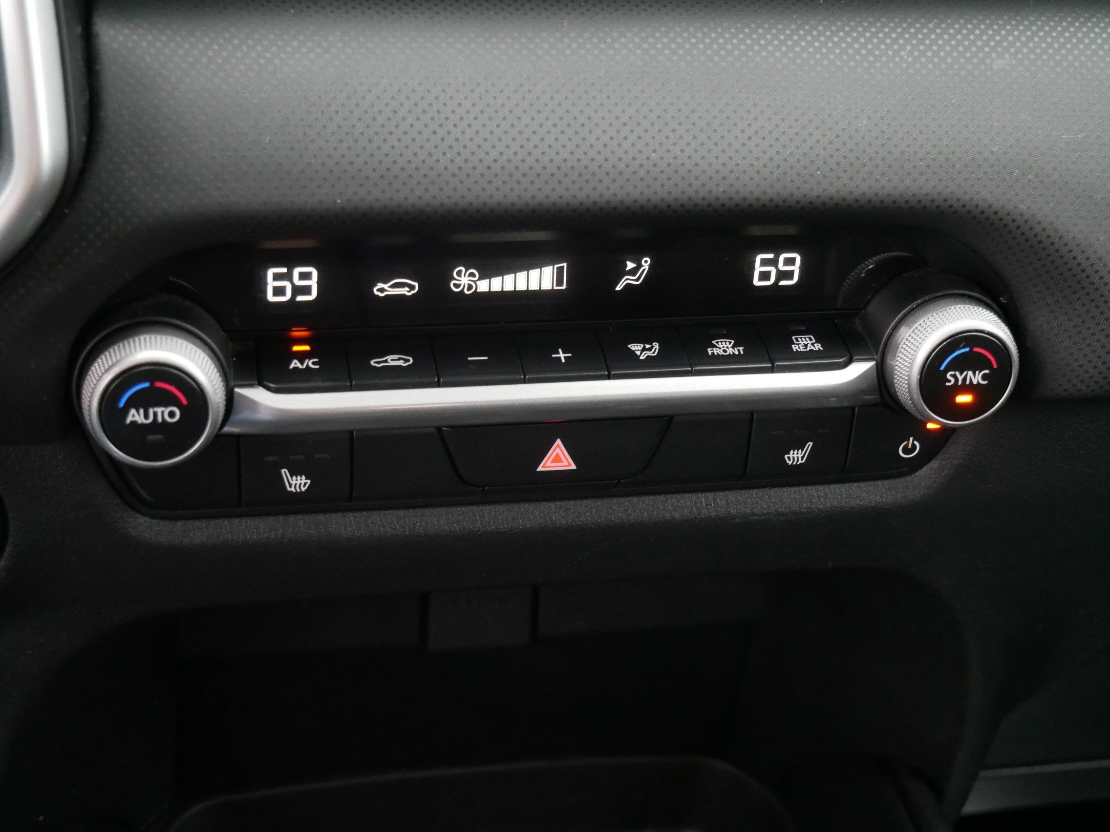 Used 2024 MAZDA CX-50 AWD 2.5 S w/ Preferred Package image 23