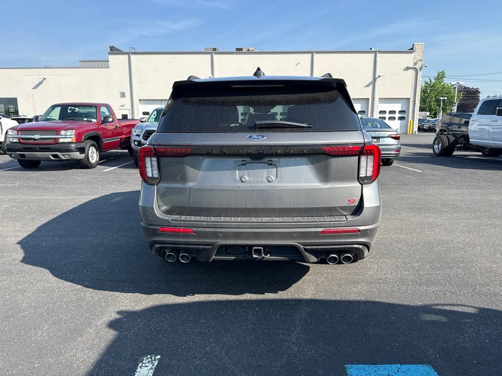 Certified 2025 Ford Explorer ST w/ Sun And Sound Package AWD/4WD image 3