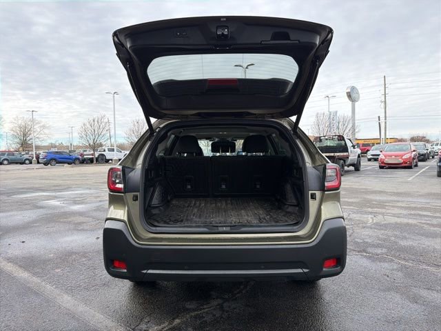Used 2023 Subaru Outback Onyx Edition image 11