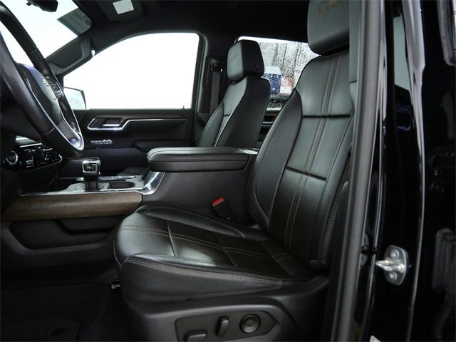 Used 2023 Chevrolet Silverado 1500 High Country w/ Technology Package image 19