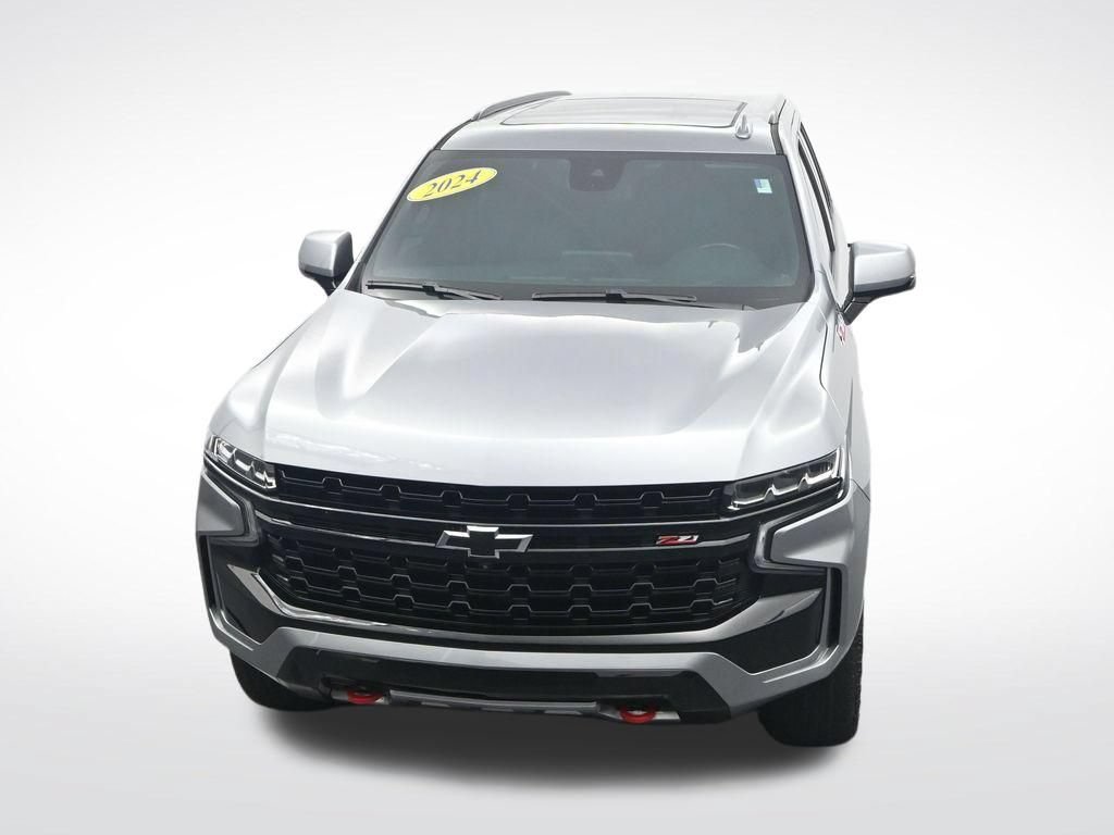 Used 2024 Chevrolet Tahoe Z71 w/ Luxury Package AWD/4WD image 31